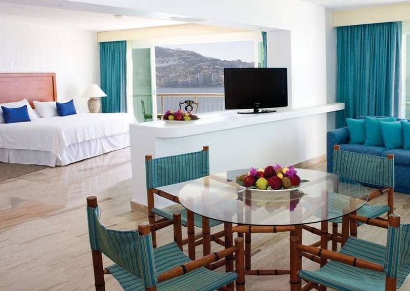 Master suite Amares Acapulco Hotel